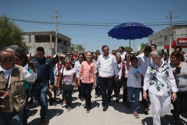 “Fuera la familia Ortiz” piden en Reynosa a Sheinbaum; anuncia apoyos por inundación. Foto de X Claudia Sheinbaum