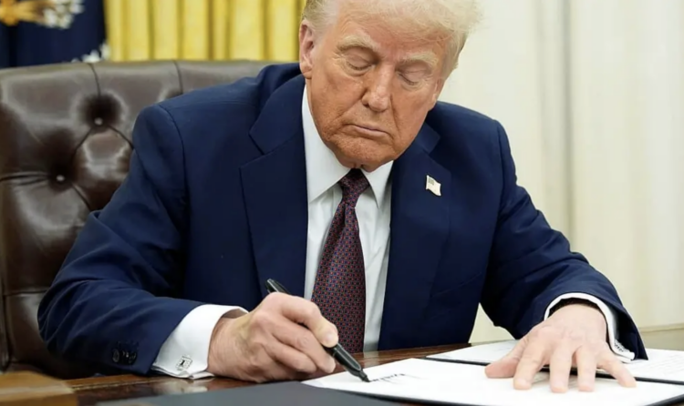 Donald Trump anuncia aranceles, ciudadanía. Foto de Amnistía Internacional España