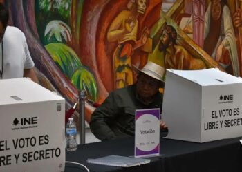 Electores visitan el simulador de votaciones del IETAM