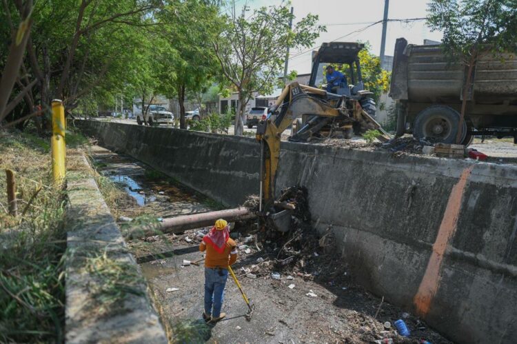 Inicia limpieza de drenes pluviales previo a temporada de huracanes