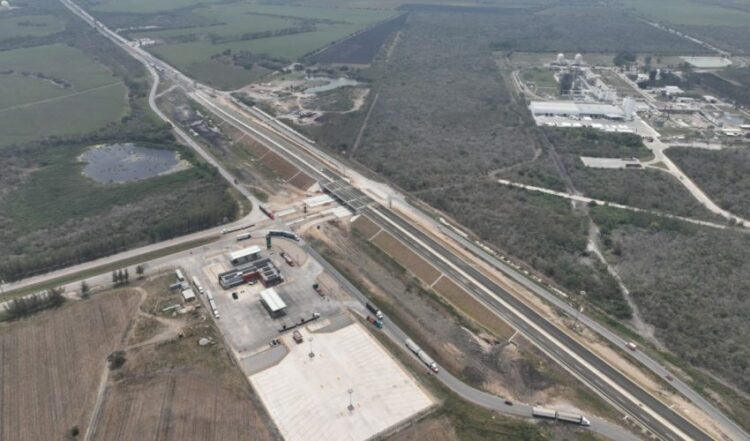 Gobierno de AVA cumple; rescata “Puente Roto” y lo inaugura como puente «La Esperanza»