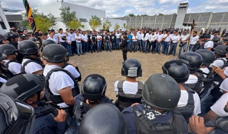 Profesionaliza USJT a cerca de 3 mil integrantes de los cuerpos policiales de SSP y FGJ en el tercer año de gobierno de Américo Villarreal Anaya