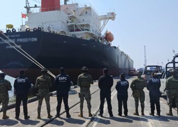 Reforzarán seguridad en Tamaulipas tras localización de buque con diésel. Foto de Semar