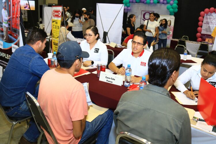 Ofertarán 100 vacantes en Feria del Empleo en Victoria