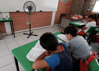 Desconoce SNTE si habrá ajuste al calendario escolar por altas temperaturas. Foto de Web