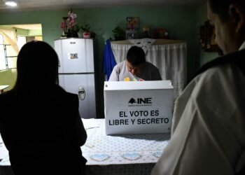 Instalarán tres centros de mando para garantizar seguridad durante jornada electoral. Foto de INE Edomex