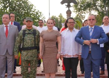 Honran a Nuevo Laredo en su 177 aniversario con homenaje y exposición histórica interactiva