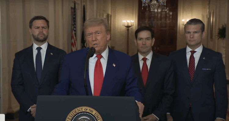 "Si la paz no se concreta, actuaremos contra objetivos específicos": Trump confirma ataque contra Irán. Foto tomada de video