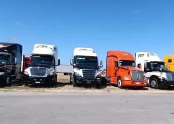 UAT abre carrera única en México para formar líderes del transporte de carga