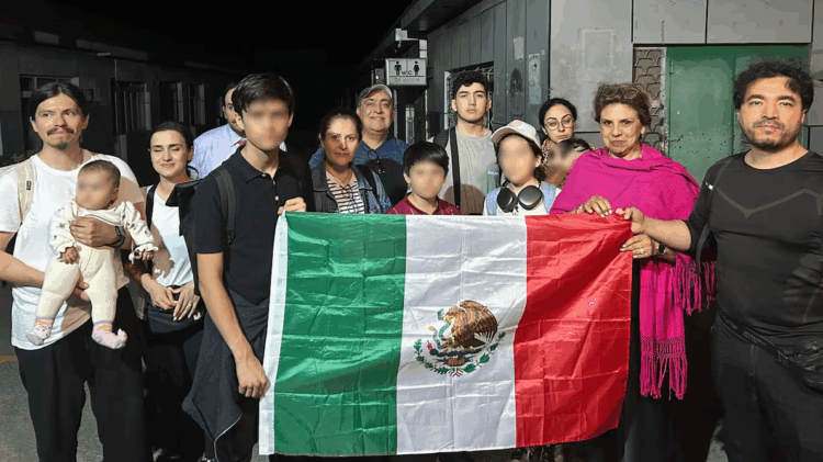 Mexicanos evacuados de Irán