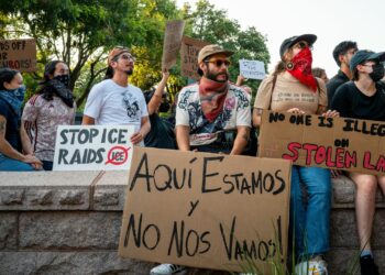 Protestas migrantes Dallas y Austin