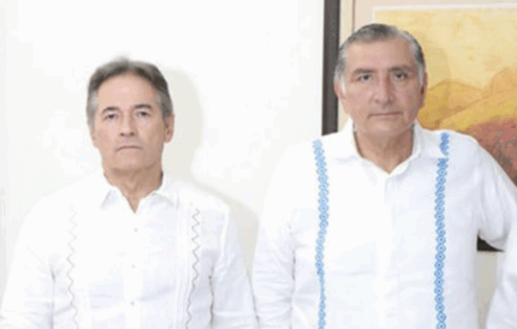 Exsecretario de Seguridad de Tabasco y Adán Augusto López Hernández. Foto de web