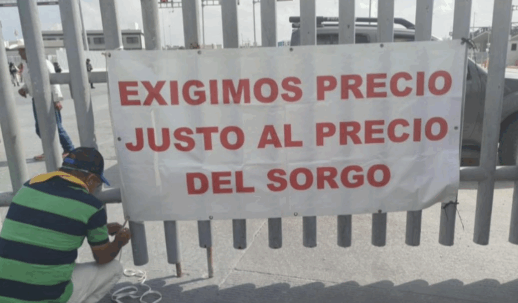 Bloqueos de productores de sorgo. Foto de Facebook