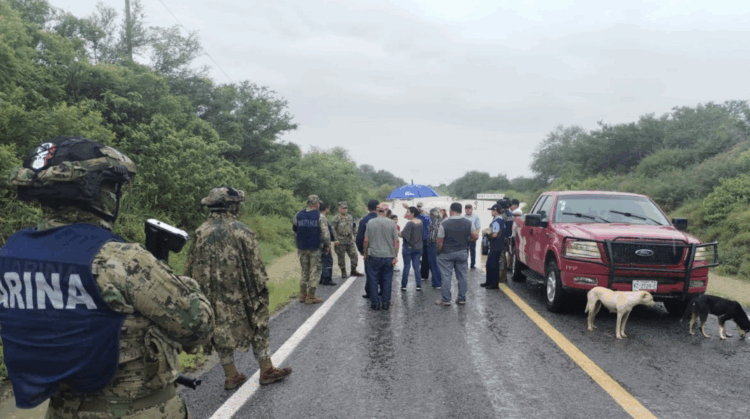 Semar apoya a 72 personas en cuatro comunidades de Tamaulipas. Foto de Semar
