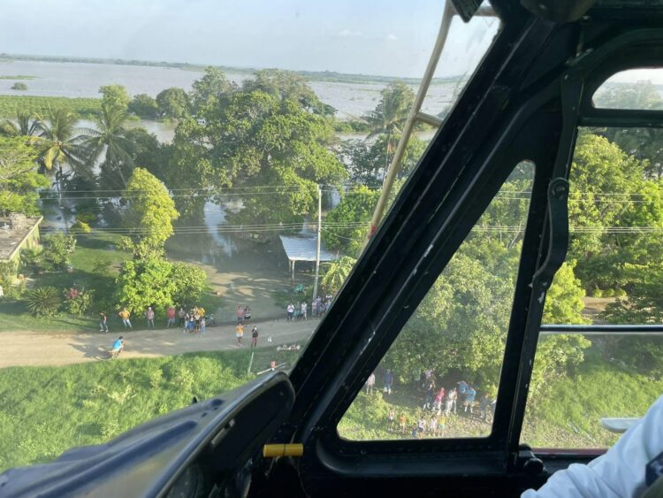 Continúa entrega de víveres a afectados por Barry. Foto de Protección Civil de Tamaulipas
