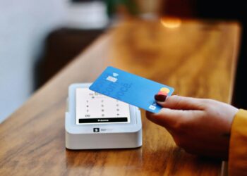 Ilegal el cobro de comisión al pagar con tarjeta: Profeco. Foto de Unsplash