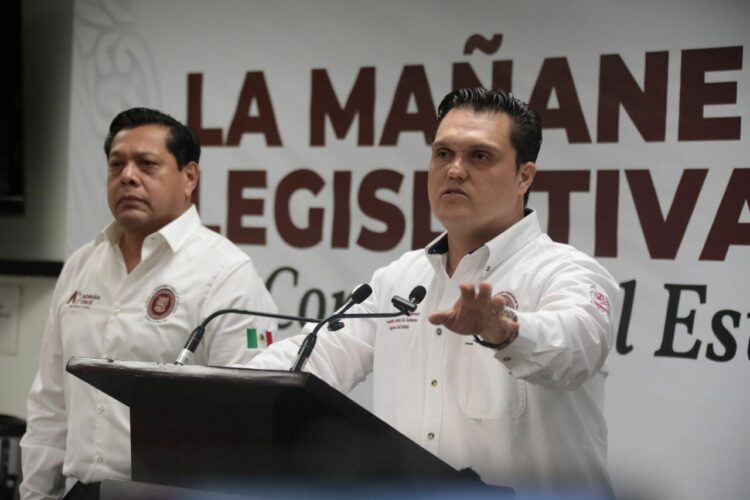 Humberto Prieto presenta exhorto para investigar a jueces que dejaron en libertad a extorsionadores. Foto de Congreso Tamaulipas