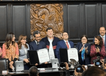 Lozano en designación como nuevo Embajador de México en Italia. Foto: X de Genaro Lozano