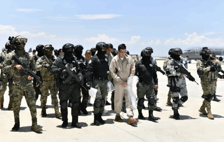 No estamos aplicando la Ley de Extradición, aclara Gertz Manero sobre traslado de narcos a EE.UU. Foto de Gabinete de Seguridad