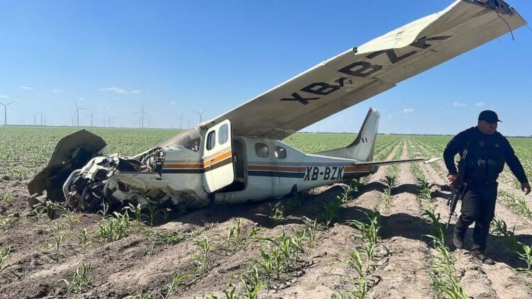 Un muerto y un herido por caída de avión pequeño en Reynosa. Foto de Facebook