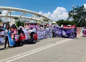 "Presentes ahora y siempre": marchan en Tampico para exigir localización de personas desaparecidas. Foto de Tania Villanueva