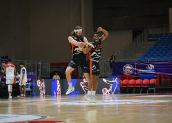 Apretado segundo triunfo de Correcaminos 86-85 sobre freseros de Irapuato