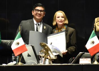 José Andrés Méndez Ñeco, nuevo consejero honorífico del Sistema Nacional de Búsqueda de Personas. Foto de Senado de la República
