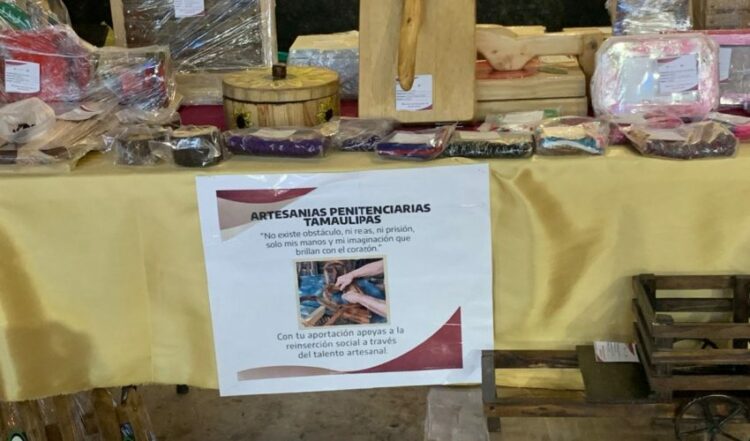 Artesanías del CEDES Nuevo Laredo presentes en la EXPOMEX 2025