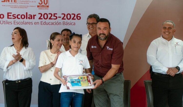 Inaugura titular de la STPS ciclo escolar 2025-2026 en Victoria