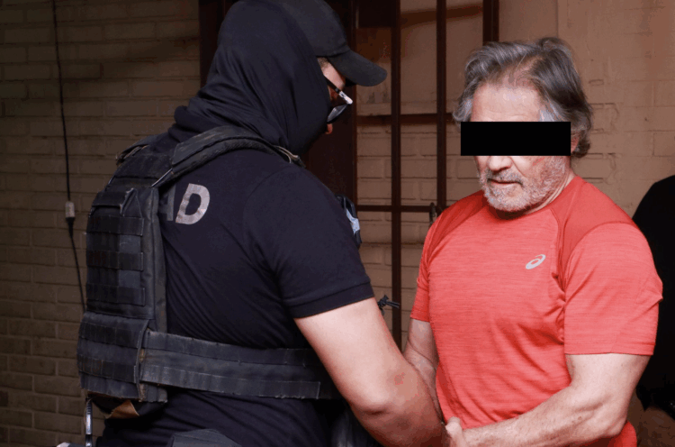 Expulsión de Hernán Bermúdez Requena de Paraguay. Foto de X Secretaría Nacional Antidrogas de Paraguay