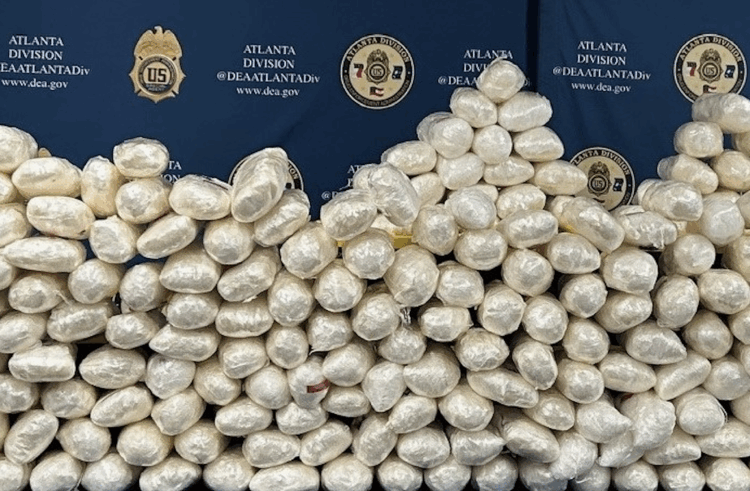 Operativo de la DEA se realizó en EE.UU., confirma Sheinbaum. Foto de DEA