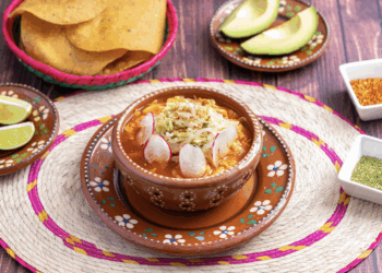 Noche mexicana será 17 por ciento más cara que en 2024. Foto de Web