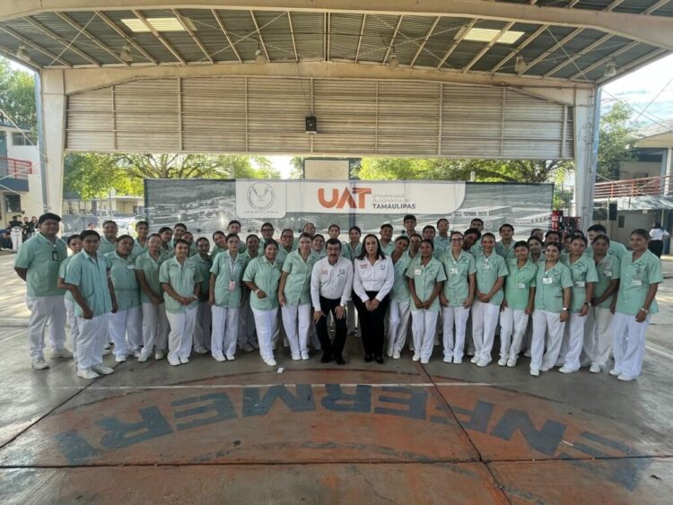 Fortalece la UAT formación de estudiantes de enfermería en Nuevo Laredo