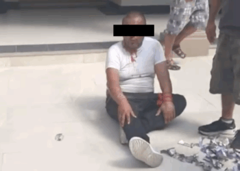 Comerciantes de Altamira detienen y llevan al Palacio Municipal a presunto ladrón. Foto tomada de video/Mundo Tamaulipas