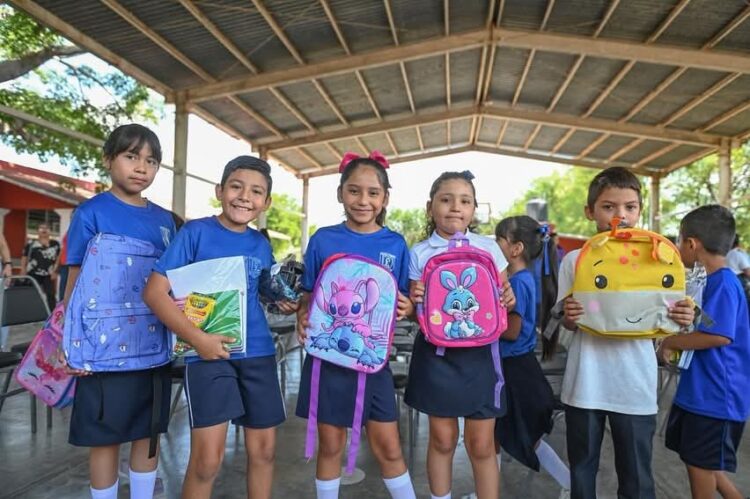 DIF Victoria ha beneficiado a ocho mil 500 niñas y niños con "Pasos por la Educación"