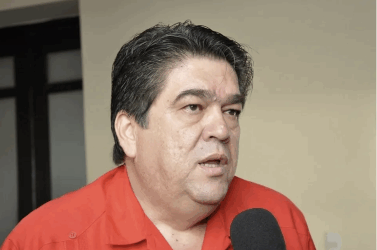 Gobierno debe analizar suspensión de la deuda, advierte PT.