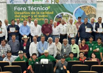 Realizan foro técnico sobre calidad del agua y suelo en la agricultura en Río Bravo