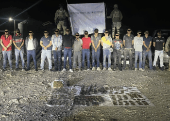 Sedena detiene a 15 y decomisa armas en Abasolo. Foto de Defensa