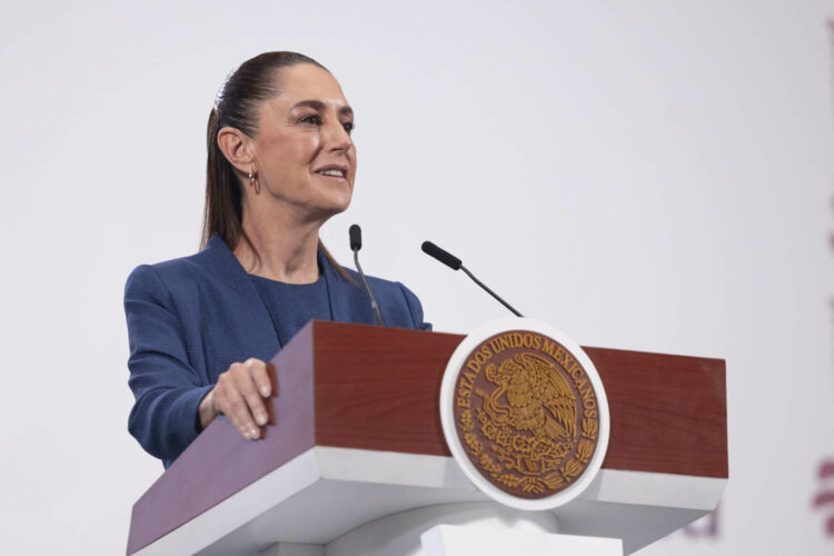 Sheinbaum va contra fuero de diputados y senadores. Foto de Presidencia de México