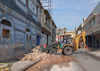 Gobierno del Estado adquirirá maquinaria pesada para reparaciones de daños por lluvias. Foto de Gobierno de Tampico