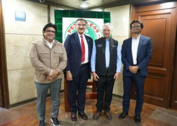 Revisan gobernador Américo Villarreal y director de Pemex proyectos estratégicos para Tamaulipas