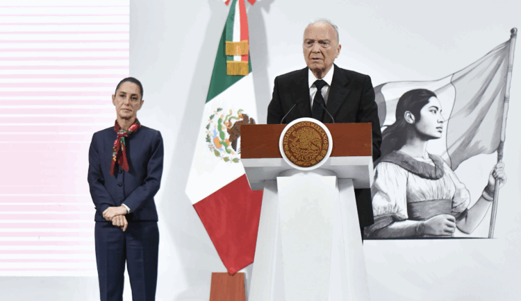Confirma Sheinbaum que recibió carta del Senado aunque no aclara si es renuncia de Gertz Manero. Foto de Mario Jasso/Cuartoscuro