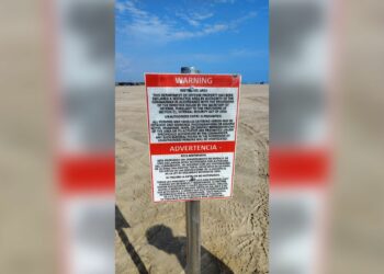 Denuncian invasión de Marina de EE.UU. para instalar letreros en territorio mexicano. Foto de Conibio Global