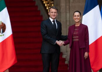 Sheinbaum recibe a Macron en Palacio Nacional. Foto de Gobierno de México