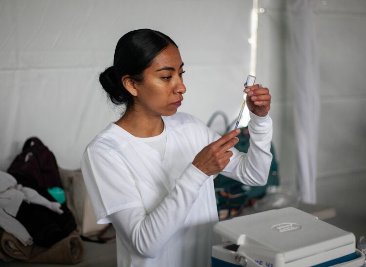 Vacunación invernal lleva avance de 18 por ciento en Tamaulipas. Foto de Andrea Murcia/Cuartoscuro