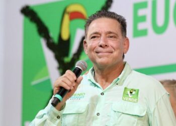 Amparan en definitiva a Eugenio Hernández contra extradición. Foto de Facebook Eugenio Hernández Flores