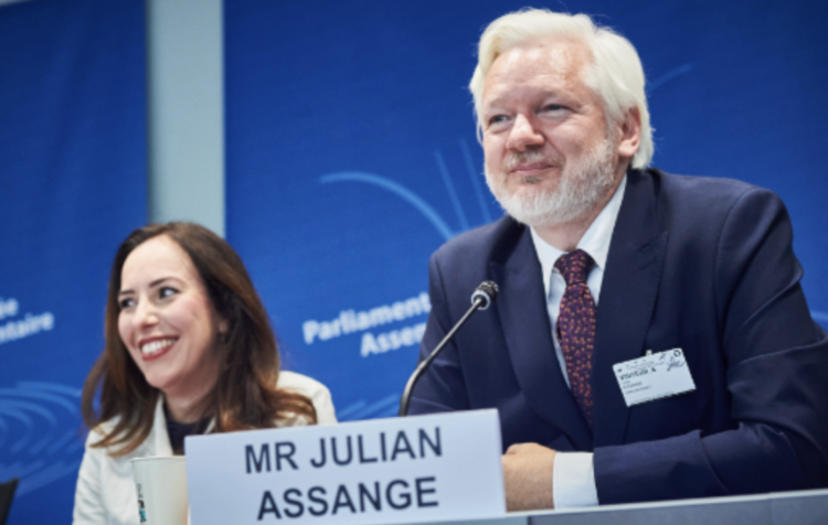 Assange denuncia Nobel a María Corina Machado por convertirlo en un instrumento de guerra. Foto de Asamblea Parlamentaria