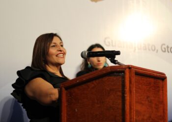 Martha Olivia recibe mención honorífica en el Premio Nacional de Periodismo. Foto de Jiroko Nakamura