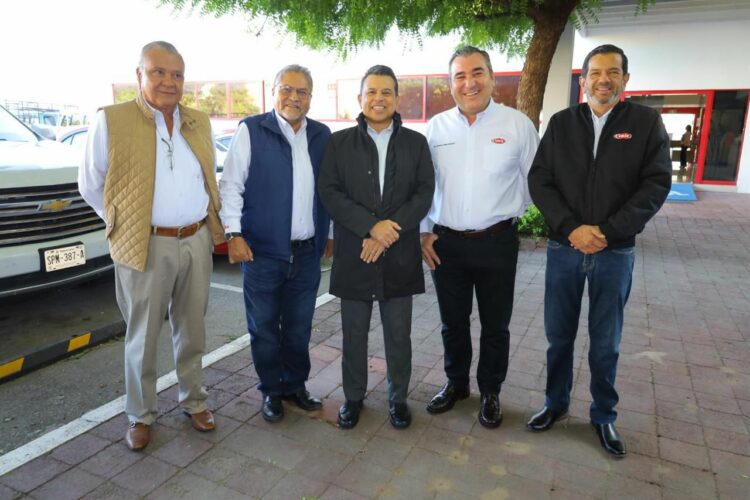 Reconoce CMIC eficiencia de plan emergente de bacheo en Victoria