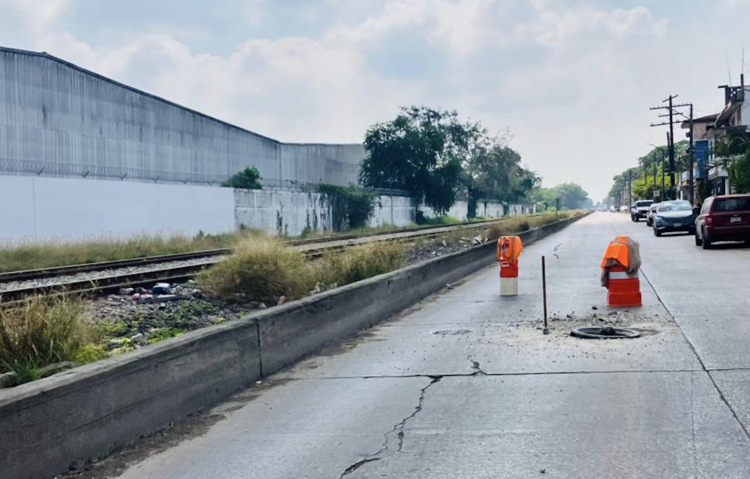 Reconoce Comapa que sur de Tamaulipas enfrenta su peor crisis de socavones. Foto de Tania Villanueva/marthaolivia.com.mx